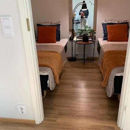 Starhomes Lux 10